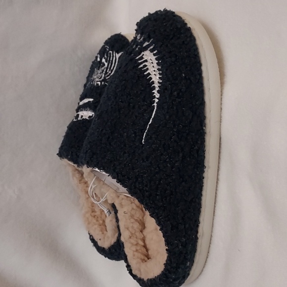 S + R Dino Kids Slippers - Picture 10 of 11